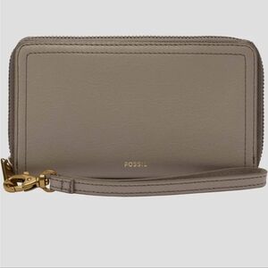 Fossil Gray Leather Wristlet
